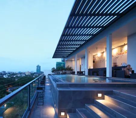 ME Colombo Отели рядом с достопримечательностью «Java Institute For Advanced Technology»