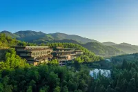 Huixin Retreats Hotels near Huzhou Railway Station