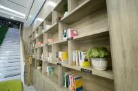 Fiat Hotel (Mengyin Square)