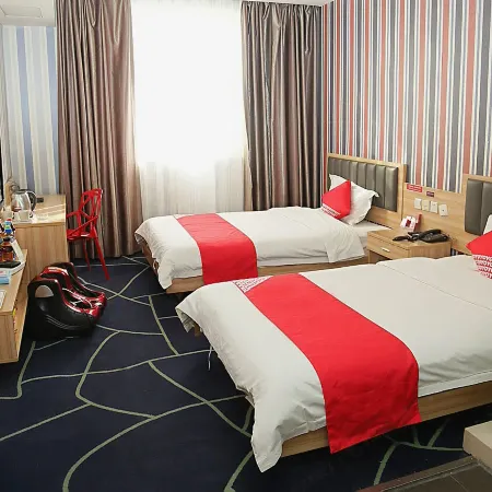 Yiwen Zhixing Fashion Hotel