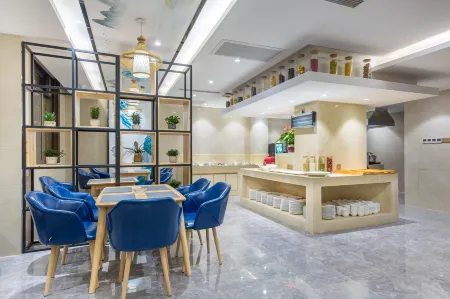 Jtour Inn Hotel (Jinhua Yiwu Business City Subway Station) Отели рядом с достопримечательностью «Район I-Юу-Межнародный Торговый Город-Северный Ворота»