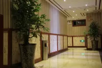 Bazhong Haoke Business Hotel