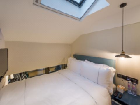 北京胡同文化四合院 - 秋分复式榻榻米大床房