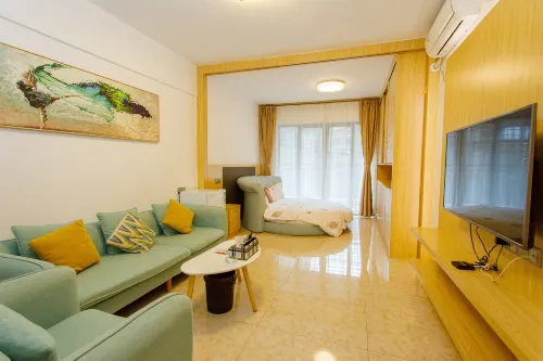 E+ Hotel Boutique Apartment (Zhanjiang Wanhao)