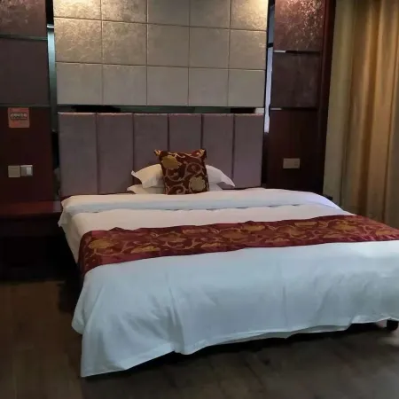 Shimen Penghui Hotel