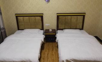 Tongren Yanhe Precious Hotel