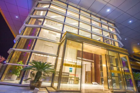 Golden Sunshine Hotel