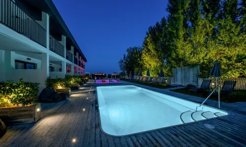 Aqua Bay
