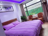 Luzhou 37 Degree Inn - balcony