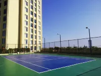 Ramada Plaza by Wyndham Dongxing Citycenter - Gym