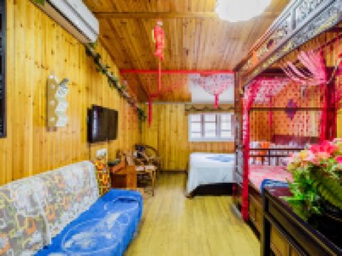 乌镇一家春民宿 - 蓬莱阁-雕花床