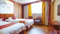 Colorful Holiday Hotel (Deqing Branch 4) Hotels near Deqing West Railway Station