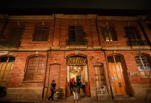 Selina Bogotá Hoteles cerca de Museo Botero