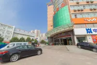 Jinding Hotel (Nanyang Railway Station Bus Station) Hotel in zona Nanyang Wolong Tv University Workstation