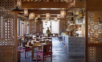 Jinmao Hotel Lijiang, the Unbound Collection by Hyatt