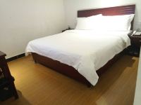 怡莱酒店(广州番禺动物园大石地铁站店) - 标准大床房