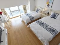 途寓主题公寓(广州安华汇店) - 现代艺术复式双床房