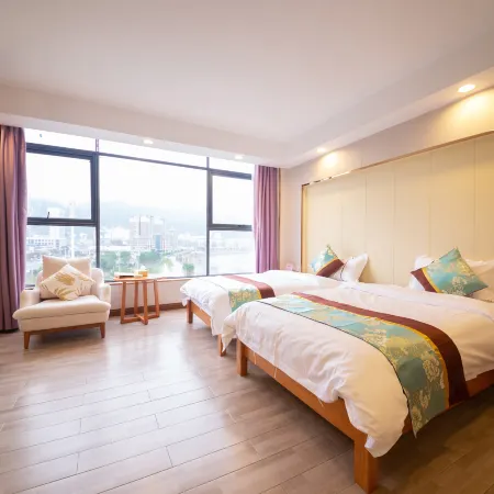 Shuangpai  Yuecheng Fashion  Hotel
