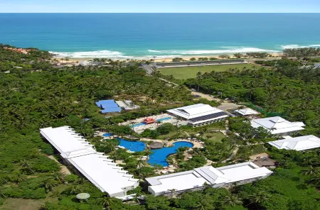 Horizon Karon Beach Resort & Spa