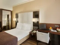 Turim Restauradores Hotel Hotels near Lisbon City Center