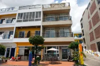 Love Sea 126 House Inn Hostel Hotels in Main Street Kenting