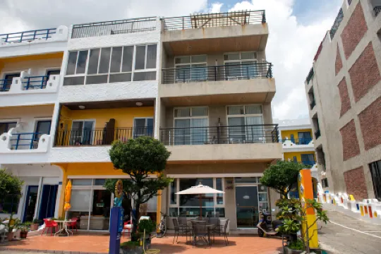 Love Sea 126 House Inn Hostel Отели в г. Пиндун