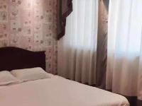 北京时尚乐巢主题酒店 - 大床房