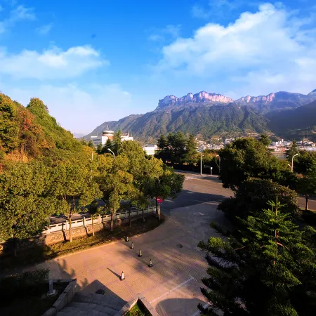 Three Gorges Project Hotel