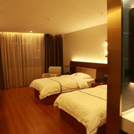 Qitai TianYi Hotel