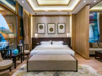 兴义蘑菇野奢酒店 - 尊贵观景奢华大床房