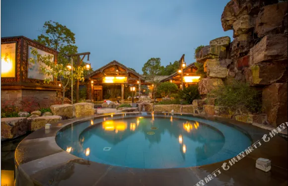 和縣香泉温泉度假村