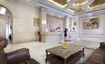 Vienna Hotel (Shenzhen Qianjin Road Baotian Subway Station)