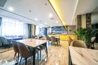 Colorful Xiangxi Inn Hotels in Zhangjiajie