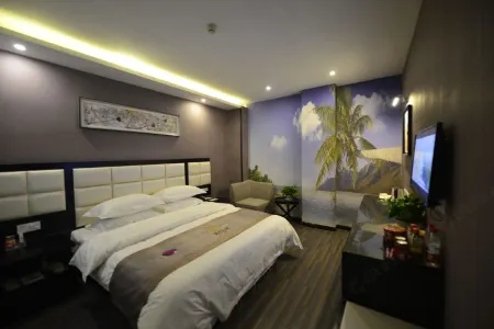 Kunlun Leju Business Hotel (Jiaozuo Wuzhi Qinhe Road) Отели рядом с достопримечательностью «Huanghe Jiaotong University (Shangde Campus)»