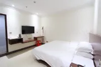 Maoming Yinxia Business Hotel