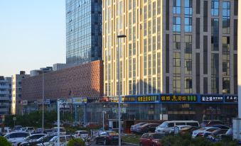 Weihai Zero Youth Hostel (Han Le Fang Branch)