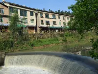 Yongding Tulou Mengtian Inn