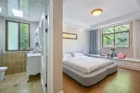 Tonglu wild mountain shelter