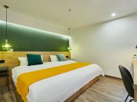 杭州叶子时光艺术酒店 - 超级大床房