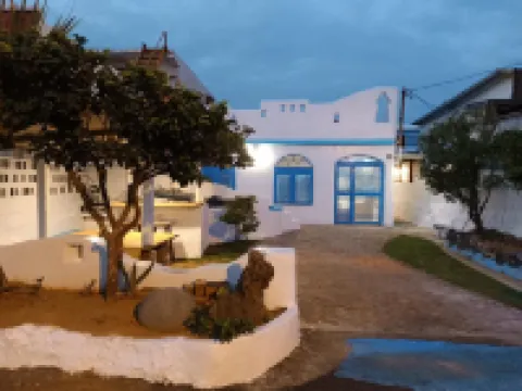 Colorful Cloudy Villa Hotels in Cape Eluanbi