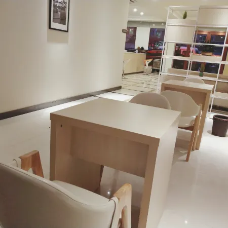 7 Days Excellence Hotel (Jingang Street, Chenjiagang Town)