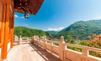 Zhen'an Yiye Tanzhan Hotel di Zhen'an County