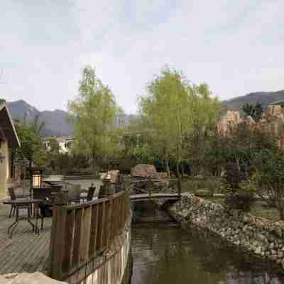 信陽雞公山依雲森林温泉酒店 Hotel Exterior