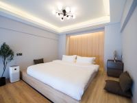 重庆YPlus电竞公寓 - 新氧大床房