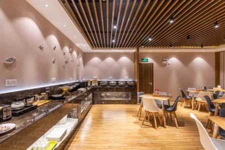 Xingcheng Hotel (Nanjing Qingliangshan Subway Station Branch) Отели рядом с достопримечательностью «Qingliang Temple»