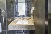 Insail Hotels (Guangzhou First People's Hospital Ximenkou Metro Station Branch) Hoteles cerca de Ancient Pipal Tree