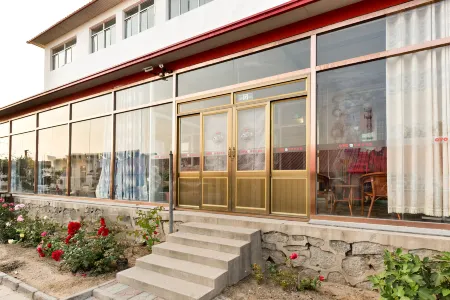 Changli listen to the sea rural courtyard