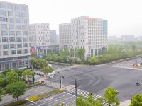 杭州未来科技城亚朵轻居酒店 - 酒店景观