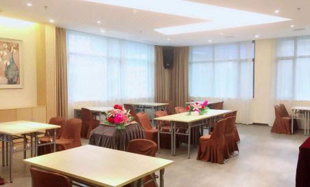 7 Days Premium (Yichang Wanda Plaza, Yunhe Park) - Housity