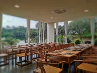 Puruo Shanju Hotel